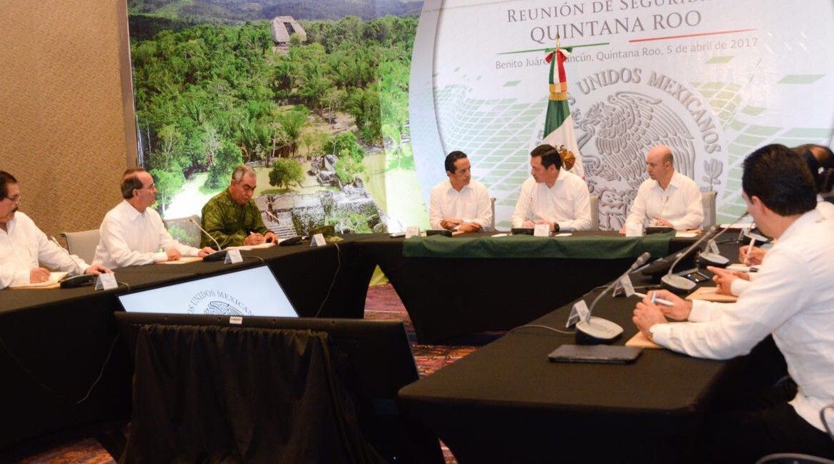 La situación es grave: Osorio Chong a empresarios