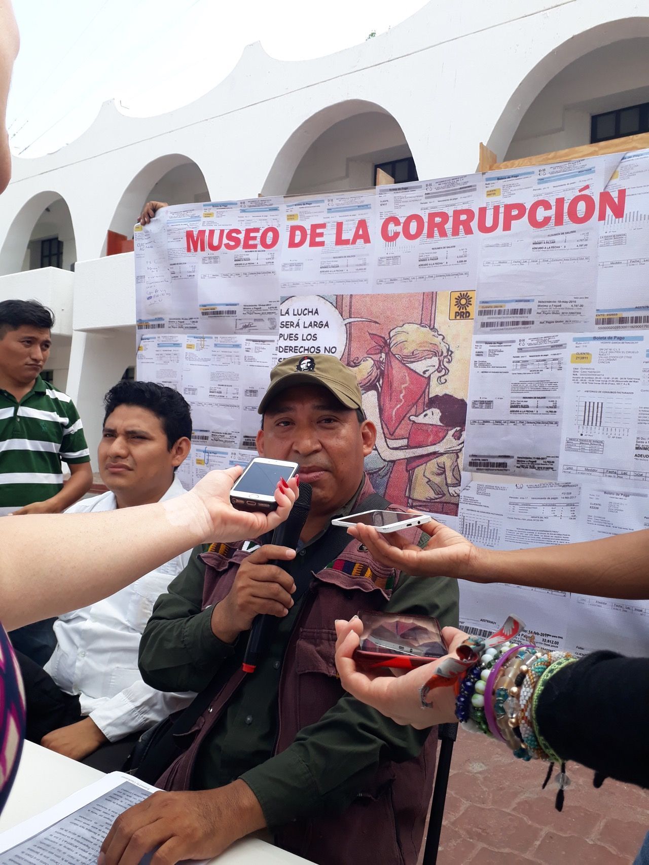 Exigen a Aguakan proveer de 50 litros diarios de agua por persona, aún si el cliente tiene cortado el servicio