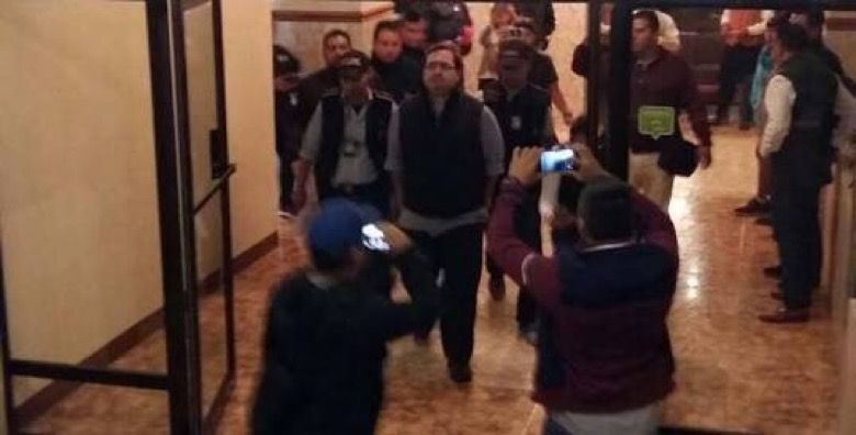 Detiene PGR a Javier Duarte; Borge aún sin orden de aprehensión