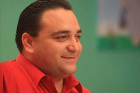 Borge sigue libre y custodiado por escoltas del gobierno; la otra cara de la noticia