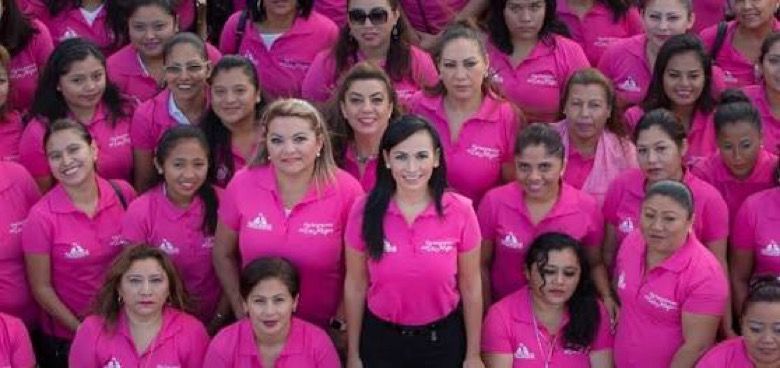 Acusan a Laura Fernández de tener nómina paralela