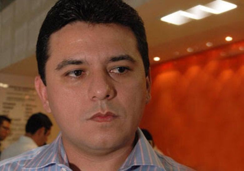 Logra Fredy amparo contra juicio político