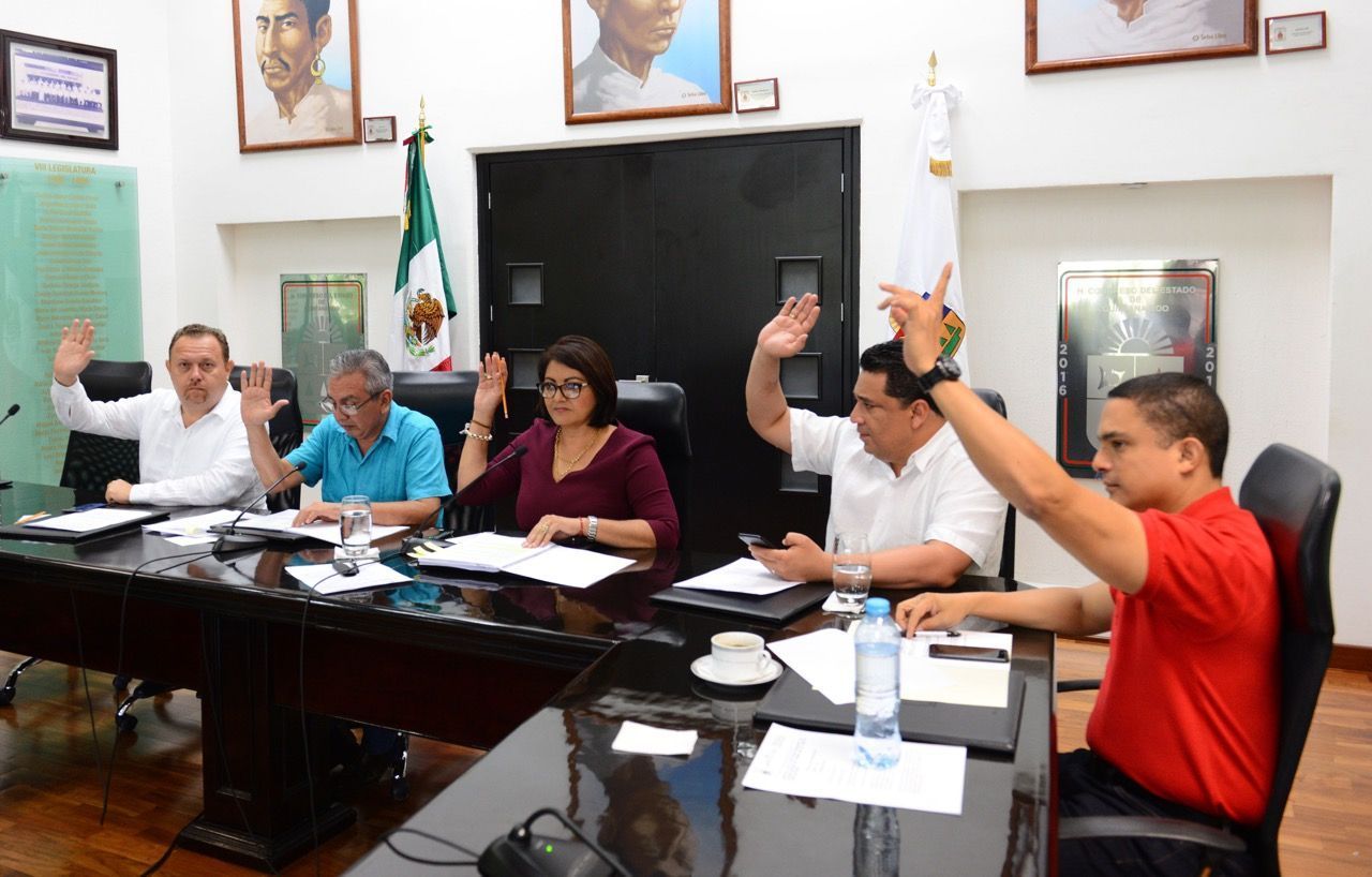 Dan entrada a iniciativa para abrogar ley de protección a periodistas