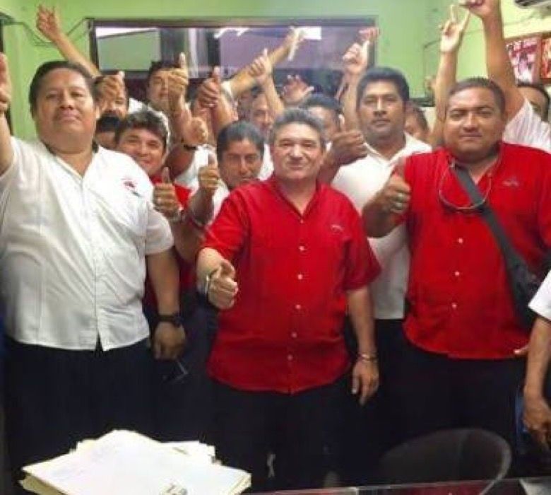 Taxistas bajan el tono, y buscan mesa de diálogo con el gobierno