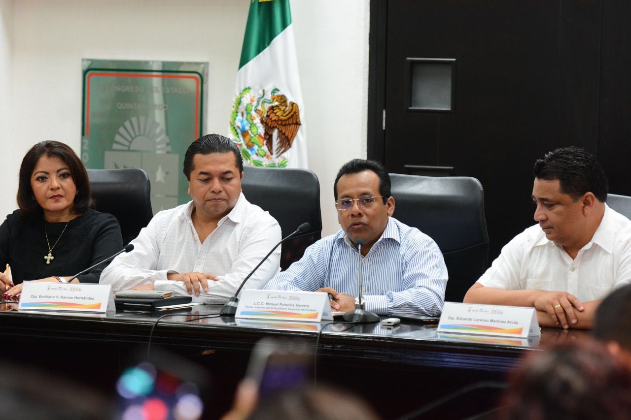 27 denuncias y 160 cajas de pruebas contra el borgismo