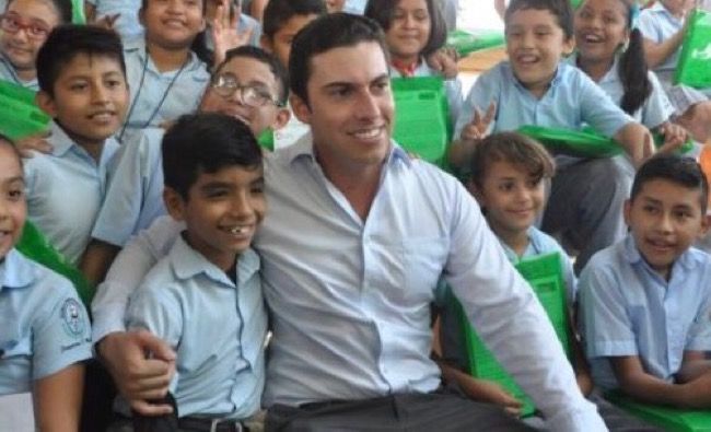 Exigen a Remberto explicar compra de útiles; alcalde revira contra el Estado: “ahí hay temas que esclarecer”, dice