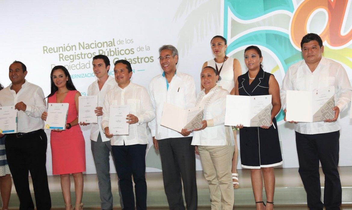 Presentan plataforma digital de registros públicos; evitará se repitan despojos del borgismo
