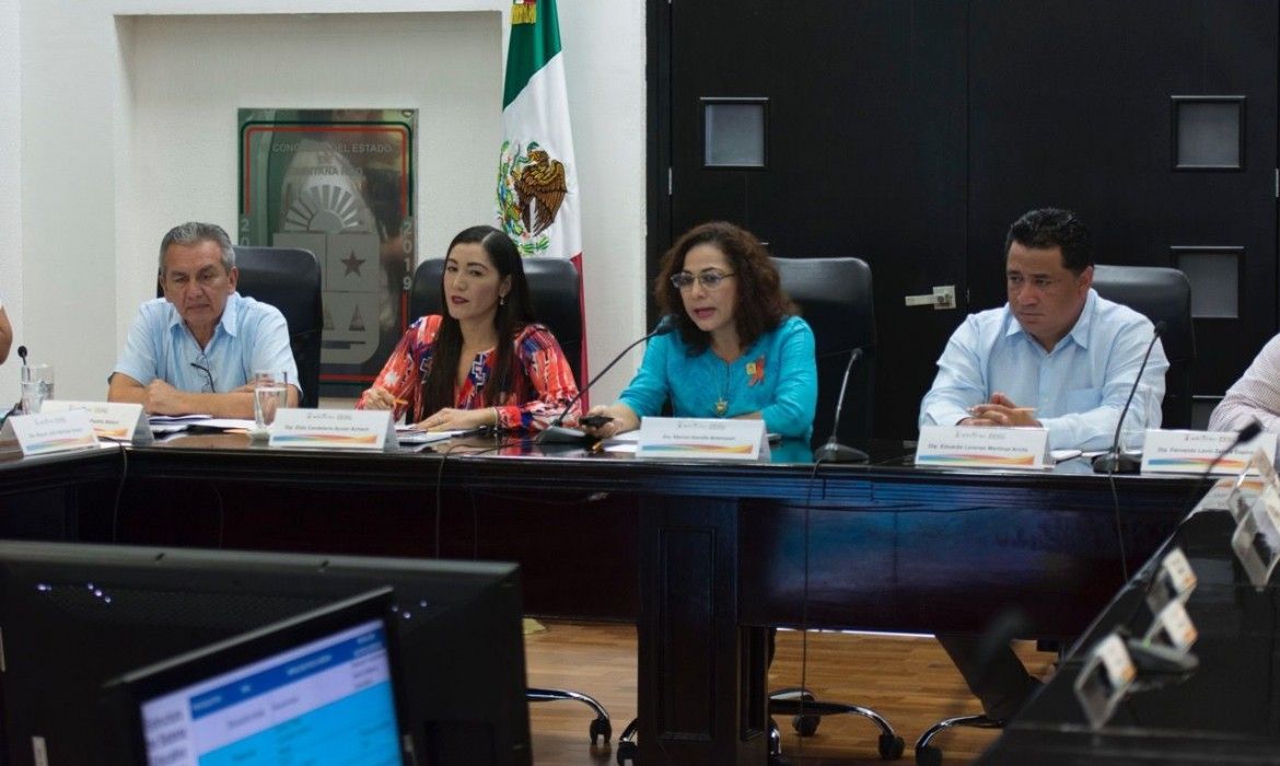 Solicitan a titular de Educación, abrir canales de comunicación con el Congreso