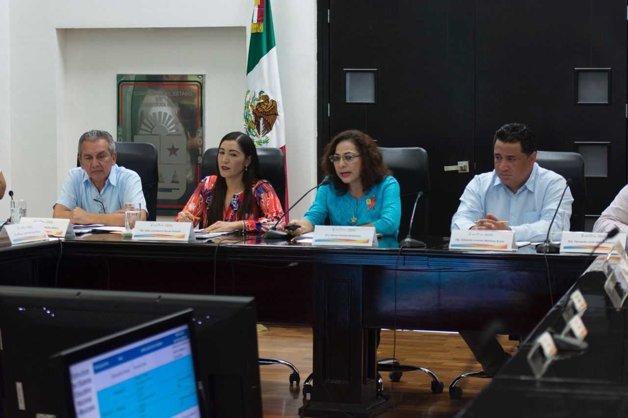 Solicitan a titular de Educación, abrir canales de comunicación con el Congreso