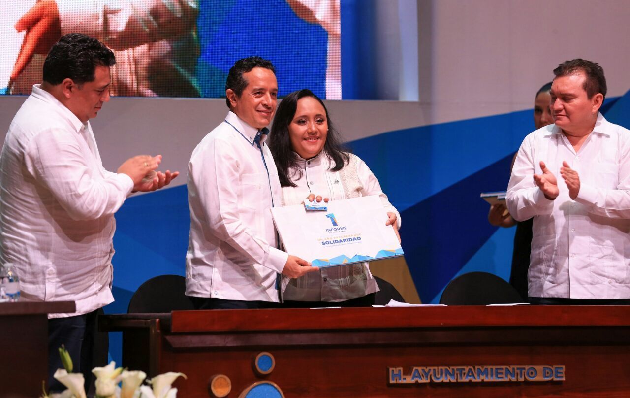 «Voy a seguir trabajando incesantemente para recuperar la grandeza de nuestro municipio”: Cristina Torres
