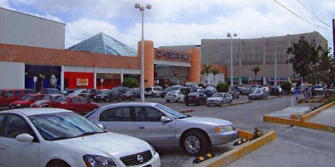 Pide Observatorio Municipal regular tarifas de estacionamiento