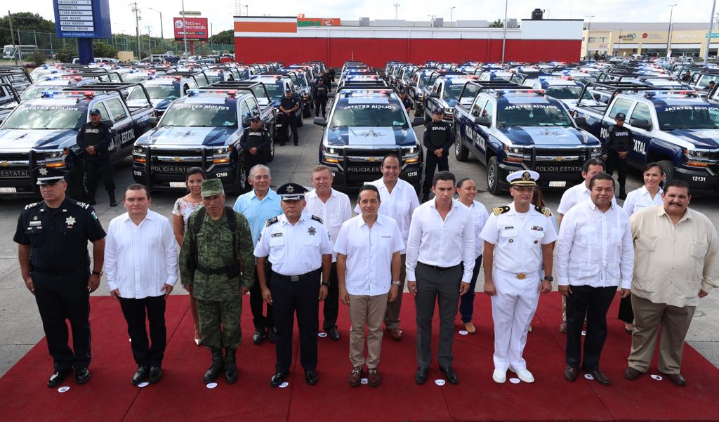El Estado no entregó patrullas a ningún municipio, denuncia Cozumel; sólo fue un acto simbólico