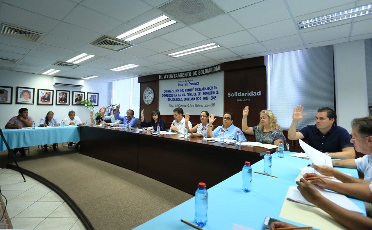 Regulariza Gobierno de Solidaridad Comercio en la Vía Pública