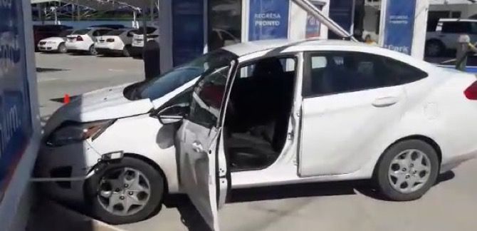 La Fiscalía se lava las manos: procesa al chofer de Uber, pero lo deja libre | No menciona el ataque de los taxistas