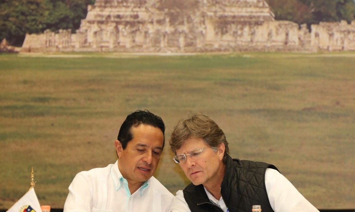 Quintana Roo refrenda liderazgo turístico: en 15 meses recibirá más de 5.7 millones de pasajeros a bordo de dos mil cruceros: Carlos Joaquín