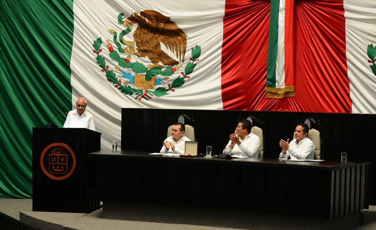Entregan de manera póstuma la medalla “Andrés Quintana Roo” al general Rafael E. Melgar