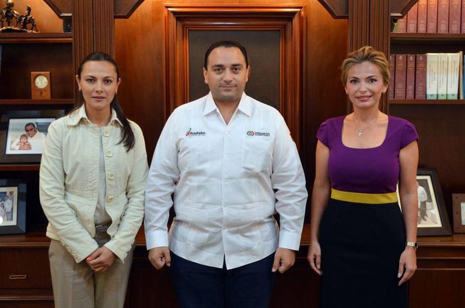 Arlet y Sara Latife deben ser expulsadas de sus comisiones: El Universal