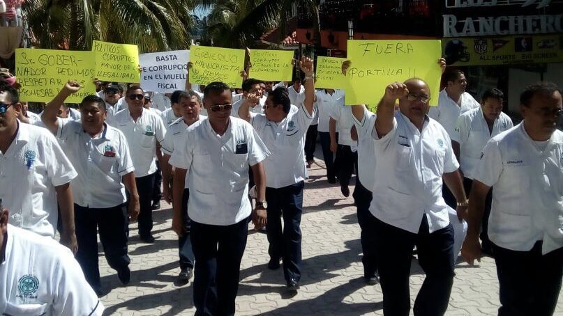 Taxistas quieren su propio “Uber”