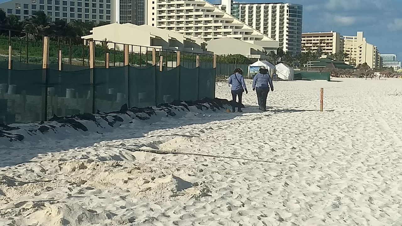 Se cumple la ley en hotel colindante a Playa Delfines: municipio