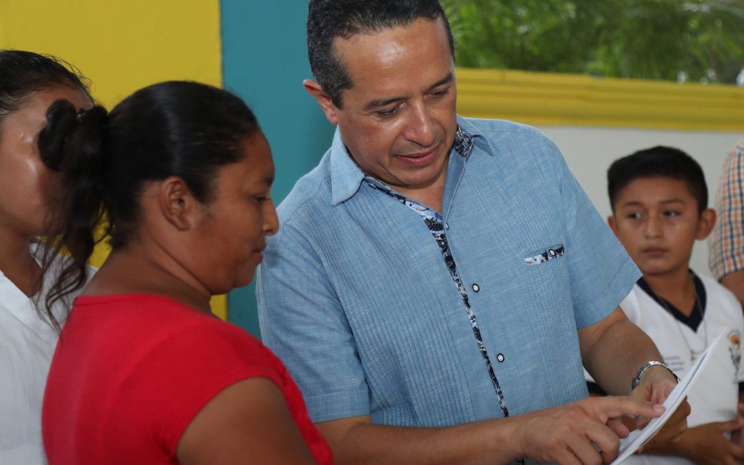Para combatir la pobreza y disminuir la desigualdad, se proporcionan más de 59 mil desayunos fríos y calientes al día a niños de Quintana Roo: Carlos Joaquín