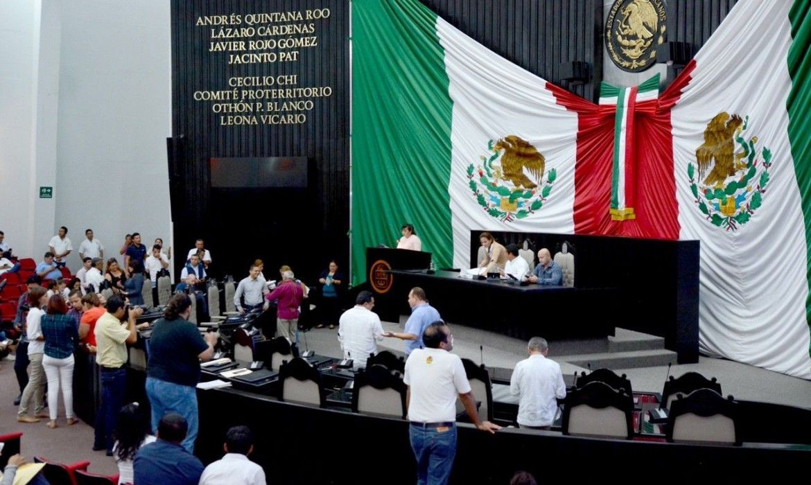 Propone Ejecutivo otorgar calidad de dependencia estatal a la Consejería Jurídica