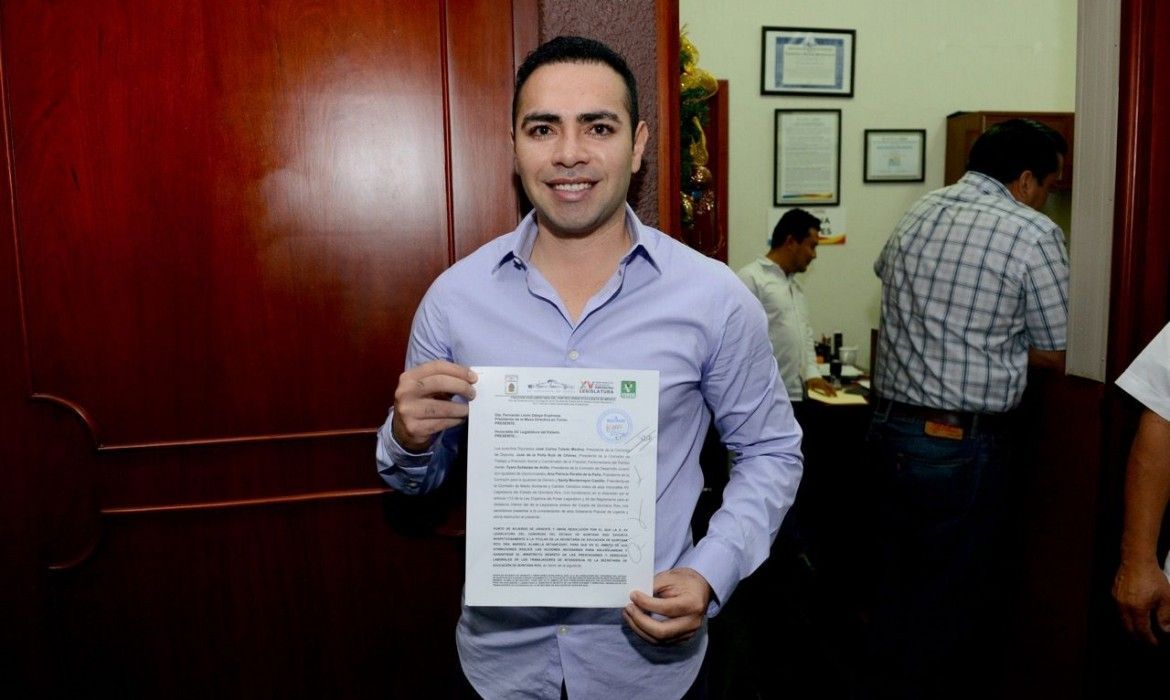 Proponen diputados del PVEM salvaguardar derechos laborales de trabajadores en SEQ