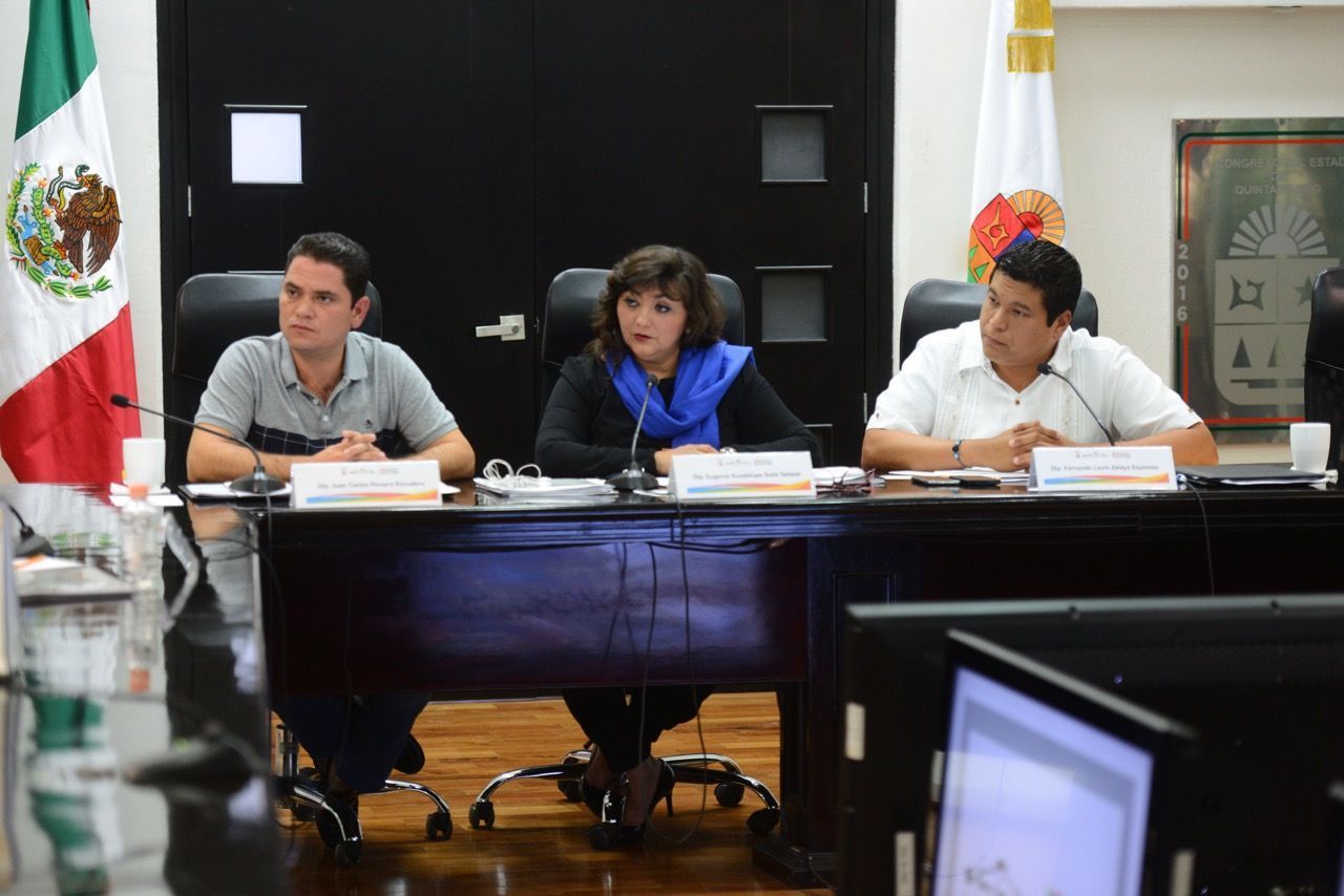 Inician entrevistas a personas que aspiran a titularidad de la CDHEQROO