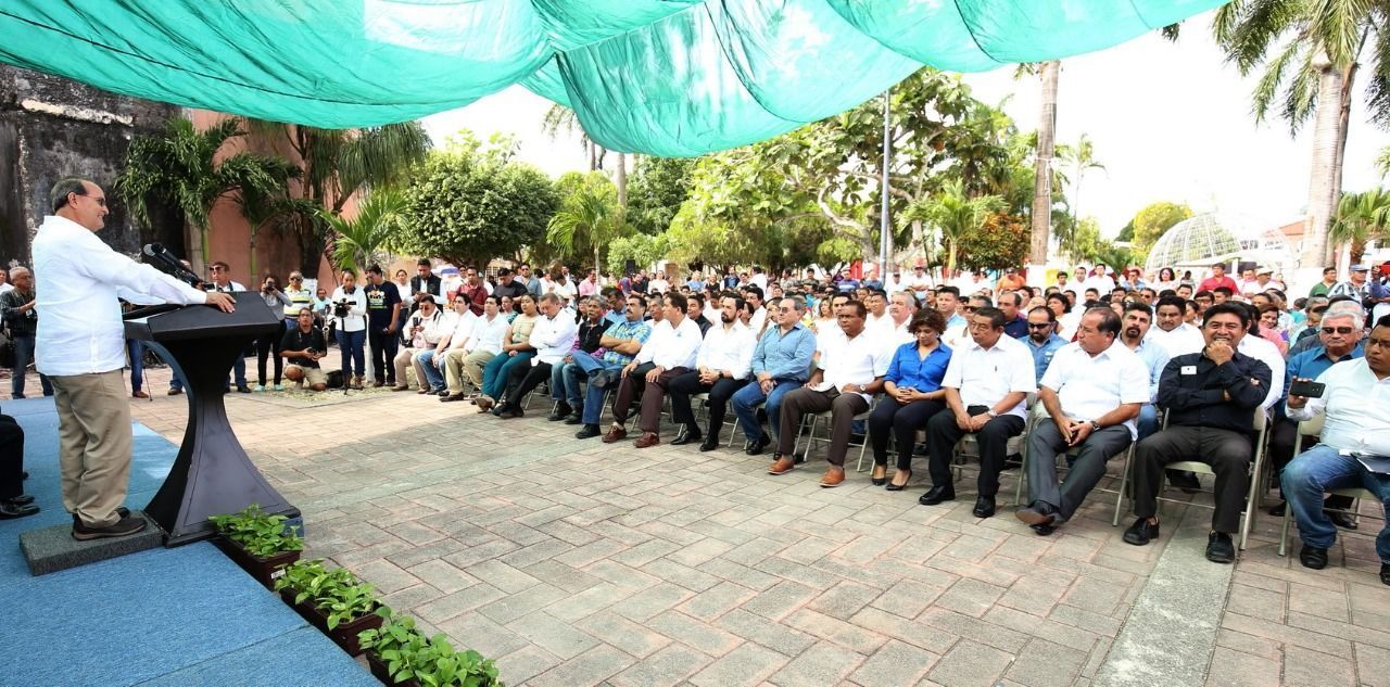 Obras y acciones de Felipe Carrillo Puerto sirven de guía en el gobierno de Carlos Joaquín