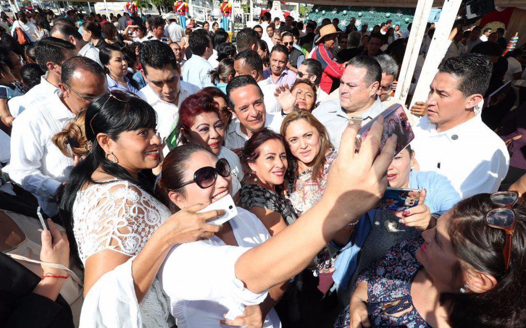 Impulsamos el desarrollo profesional de las mujeres trabajadoras: Carlos Joaquín