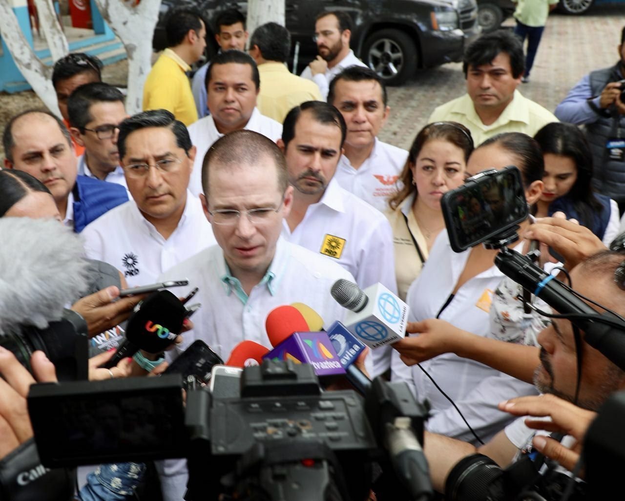 PRD y PAN piden imparcialidad a PGR en caso Vergara; MORENA exige auditar su paso por el Gobierno