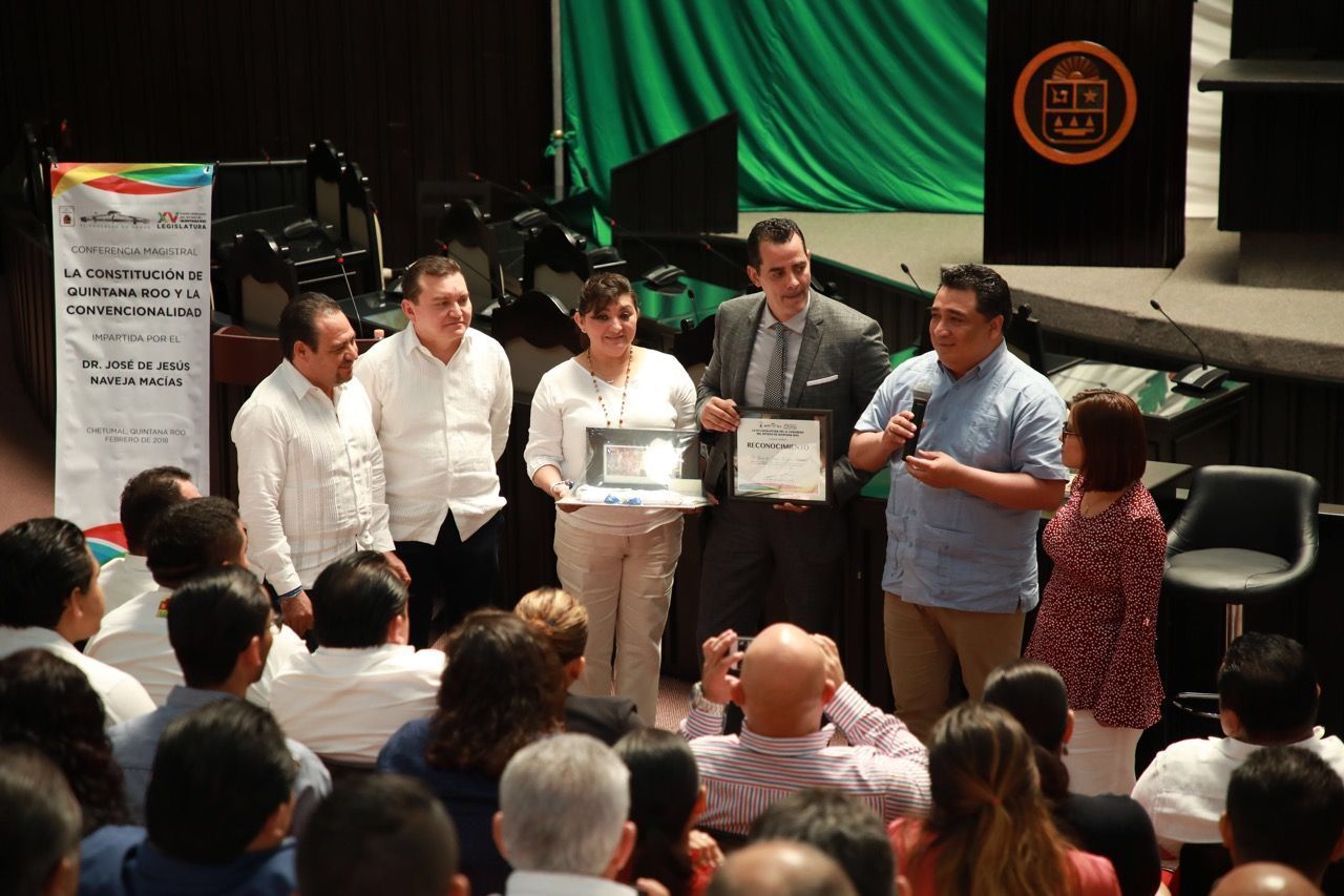 Imparten en el Congreso conferencia “La Constitución de Quintana Roo y la convencionalidad”