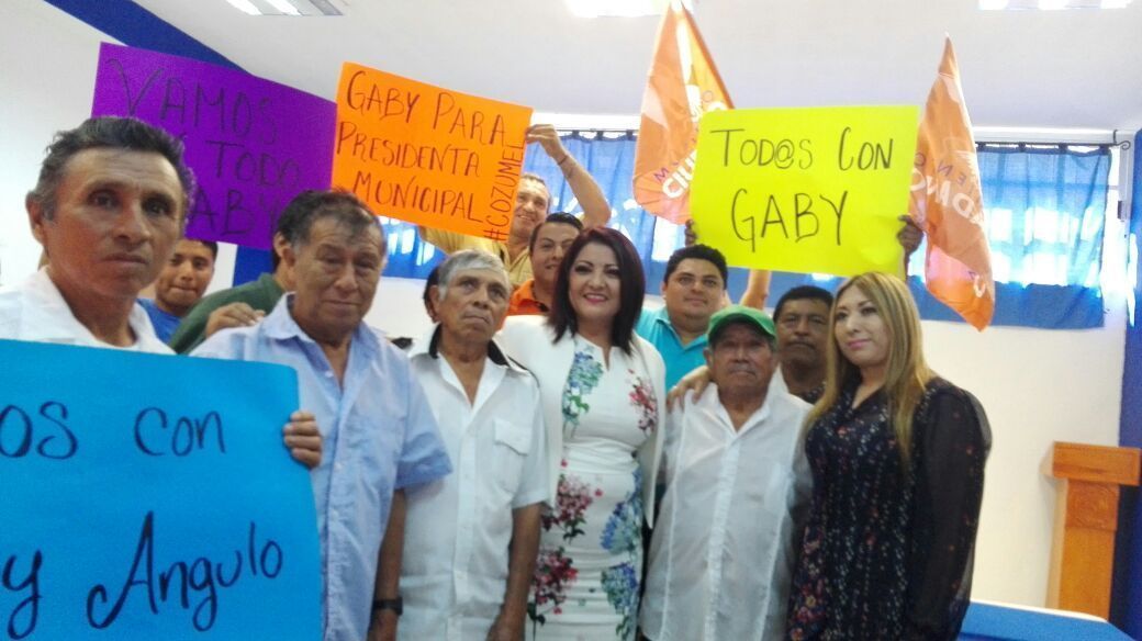 “El municipal ha fallado y por eso estoy aquí”, dice Gaby Angulo; se inscribe como candidata en Cozumel