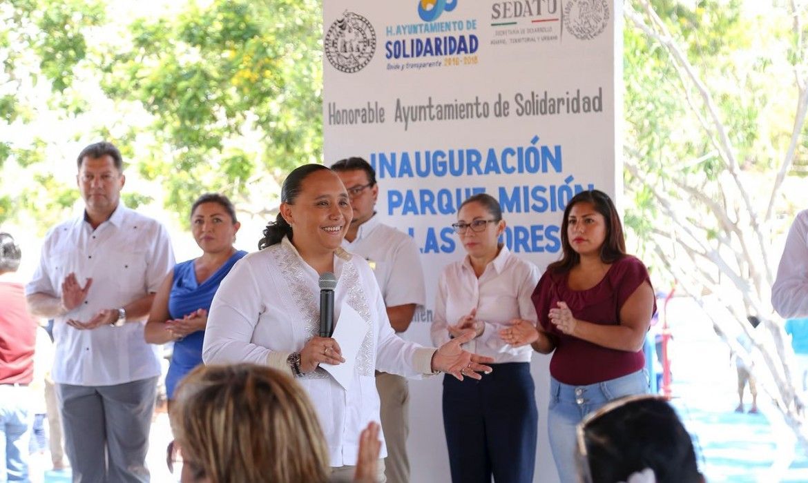 Inaugura Gobierno de Cristina Torres dos parques, e inicia instalación de luminarias