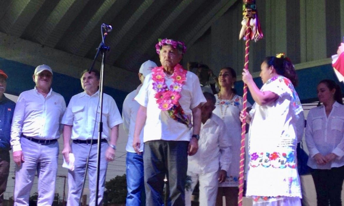 “Dedazo” en MORENA para Cabildos de Cancún, Playa y Chetumal | El borgismo va por el último asalto al partido de AMLO en QR