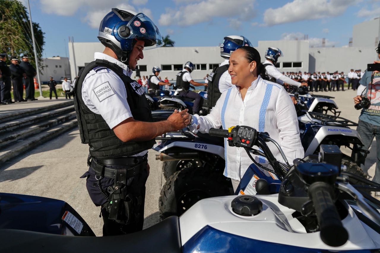 Cuadruplica Solidaridad parque vehicular de Seguridad Pública