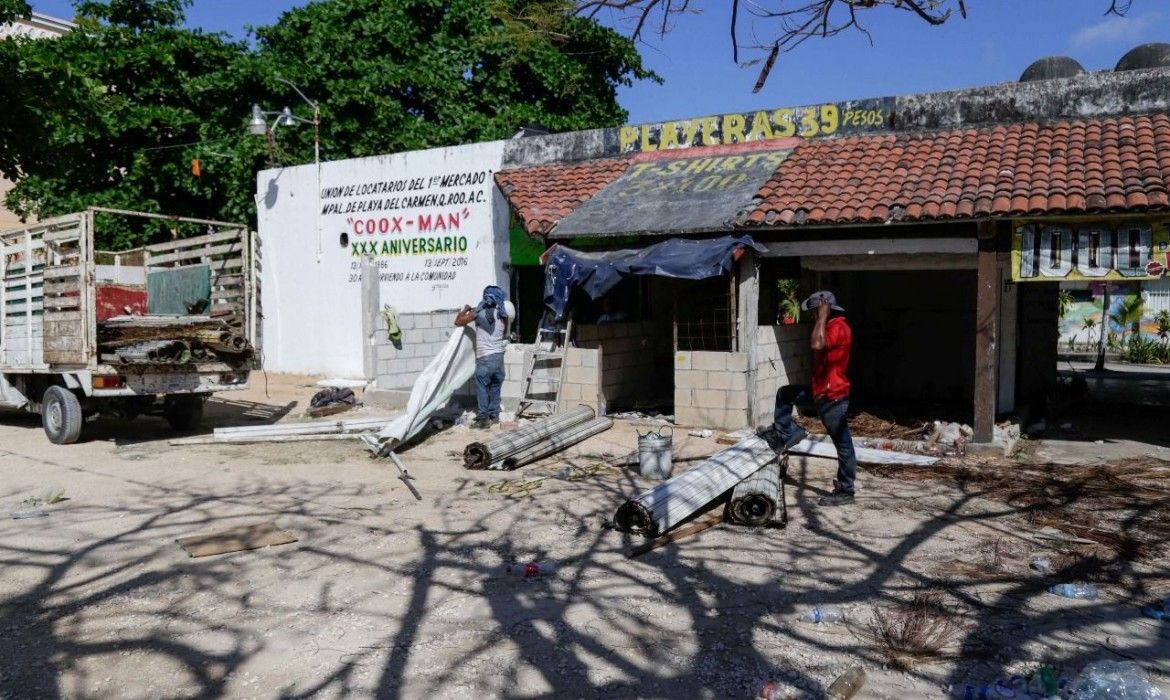 Remodela Gobierno mercados municipales en Playa del Carmen