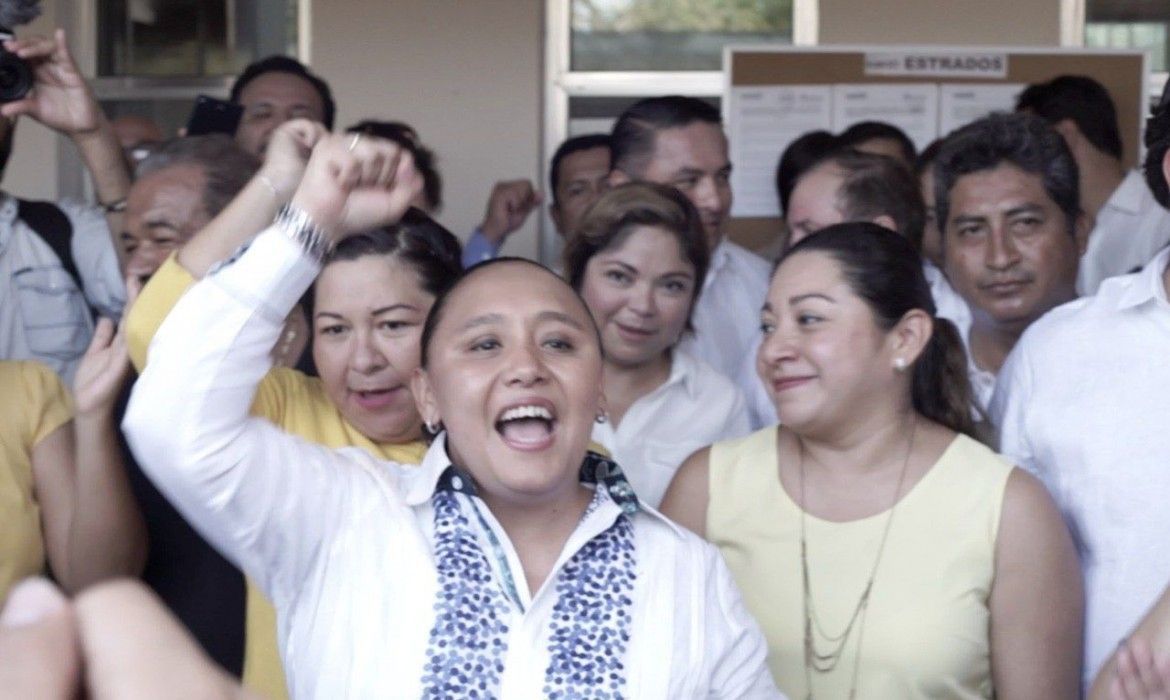 Cristina moviliza una multitud, y muestra el músculo en busca de su reelección