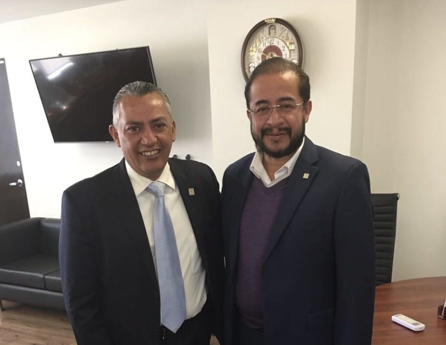 La alianza de AMLO, cada vez menos MORENA en QR | Inscriben a Carlos Mario Villanueva como candidato a alcalde en OPB