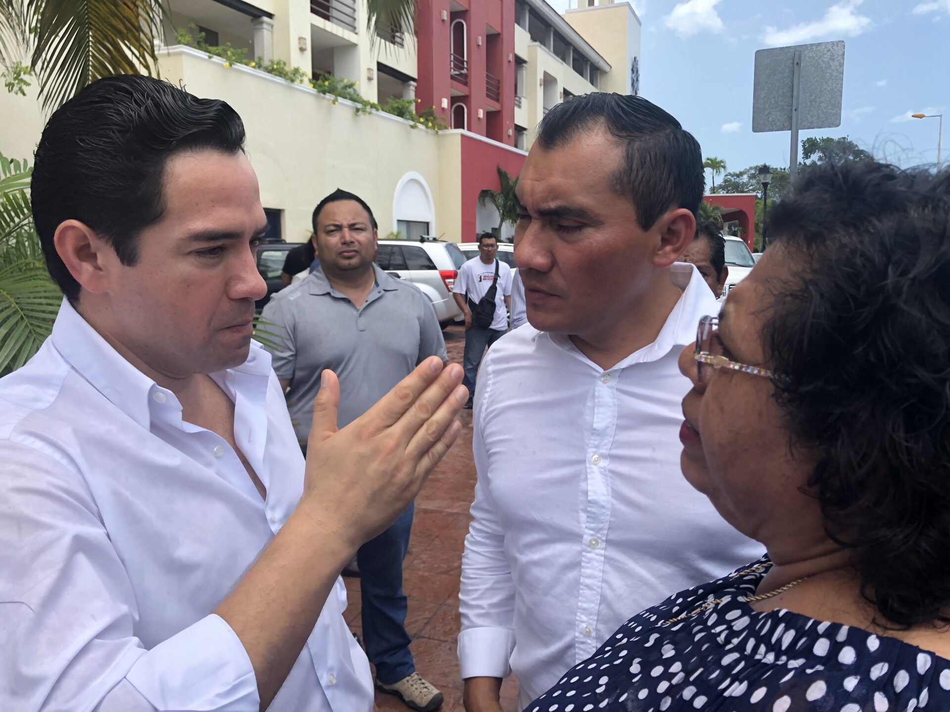 Inscribe Frente a “Juanito” en Cancún