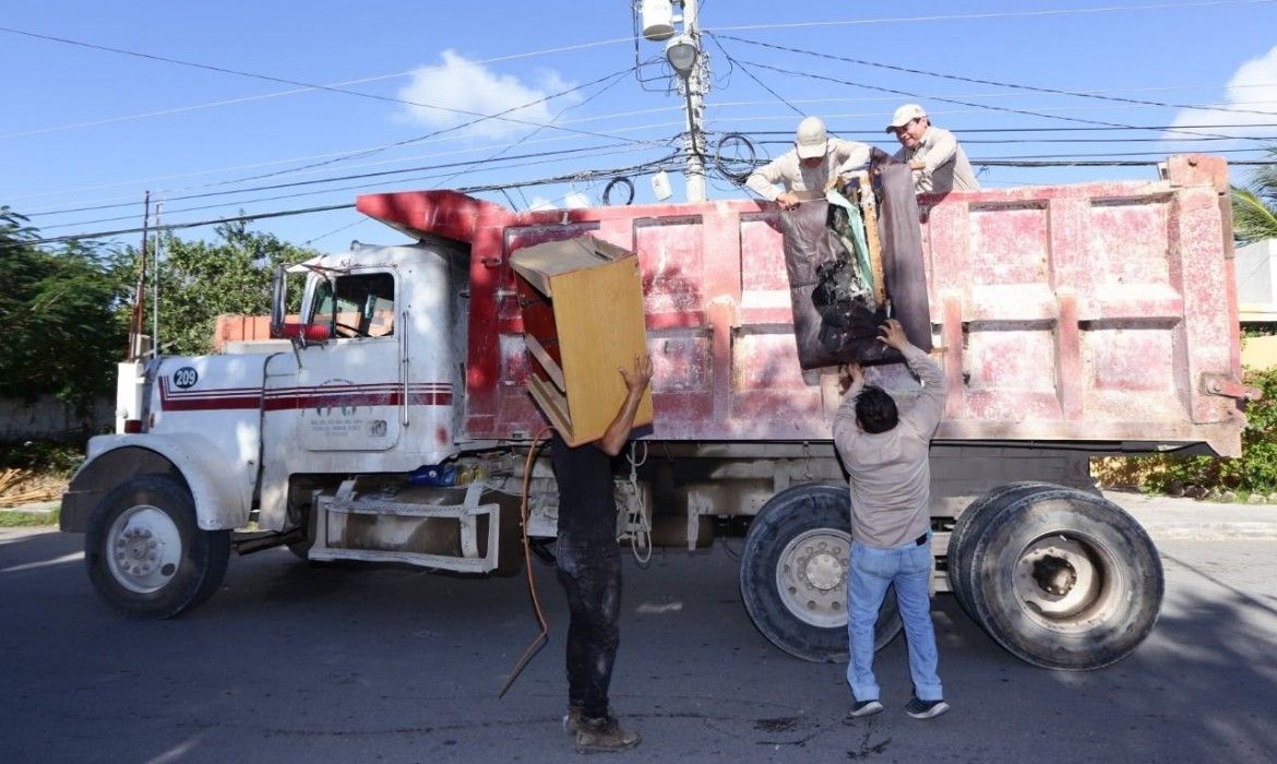 Más de 35 toneladas de cacharros ha retirado el Ayuntamiento de Solidaridad este año
