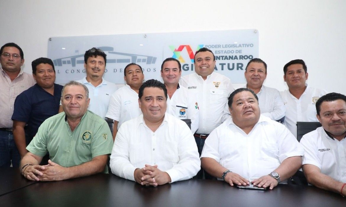 UBER REQUERIRÁ CONCESIONES | Acuerdan Congreso y taxistas