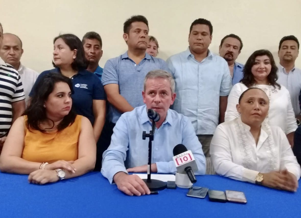 CEN DEL PAN ARROPA A CRISTINA | “Lo que Morena no gana, lo arrebata”, acusan