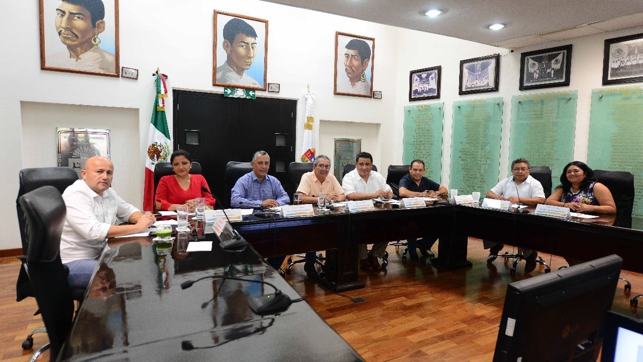 Analizarán en comisiones reformas constitucionales propuestas por legisladores