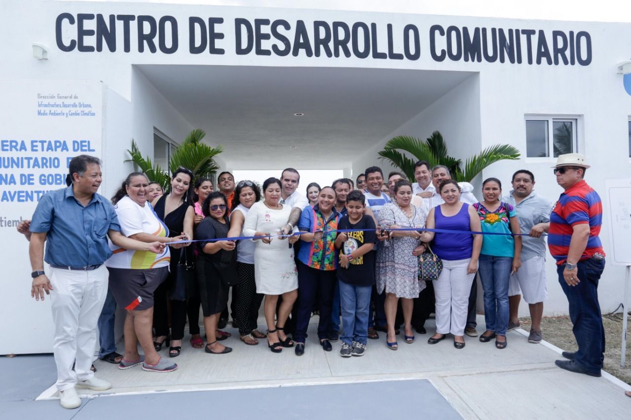 Inaugura Cristina Torres Centro Comunitario y oficinas municipales en Puerto Aventuras y Playa del Carmen