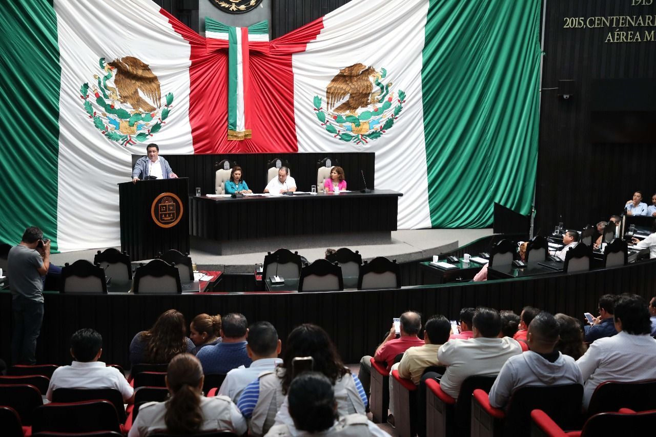 NO MÁS COLORES PARTIDISTAS | Aprueba Congreso ley de imagen institucional