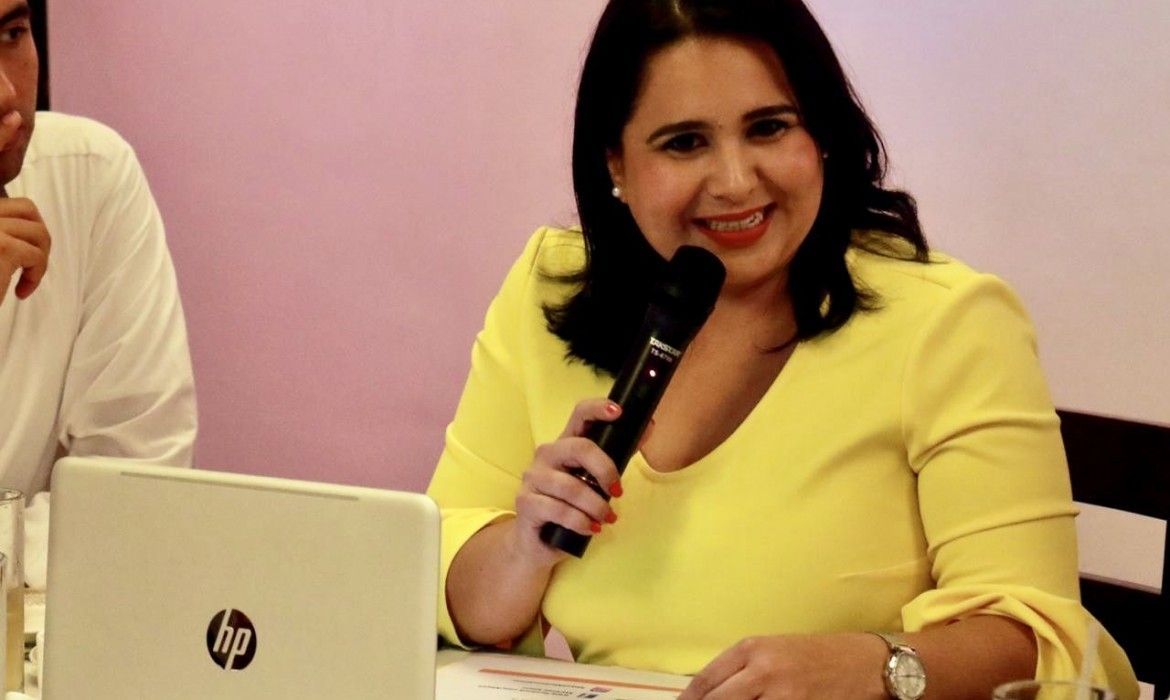 Mayuli Martínez insiste con rebaja de IVA para impulsar desarrollo económico en QR