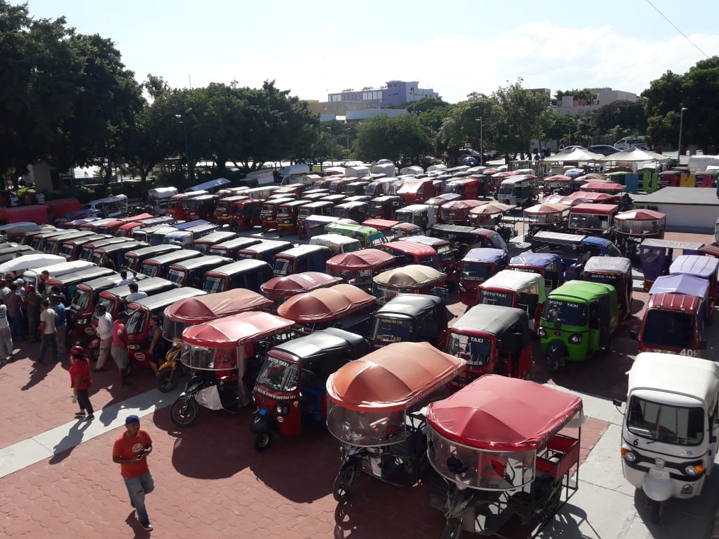 Otro conflicto de taxistas; ahora con mototaxis