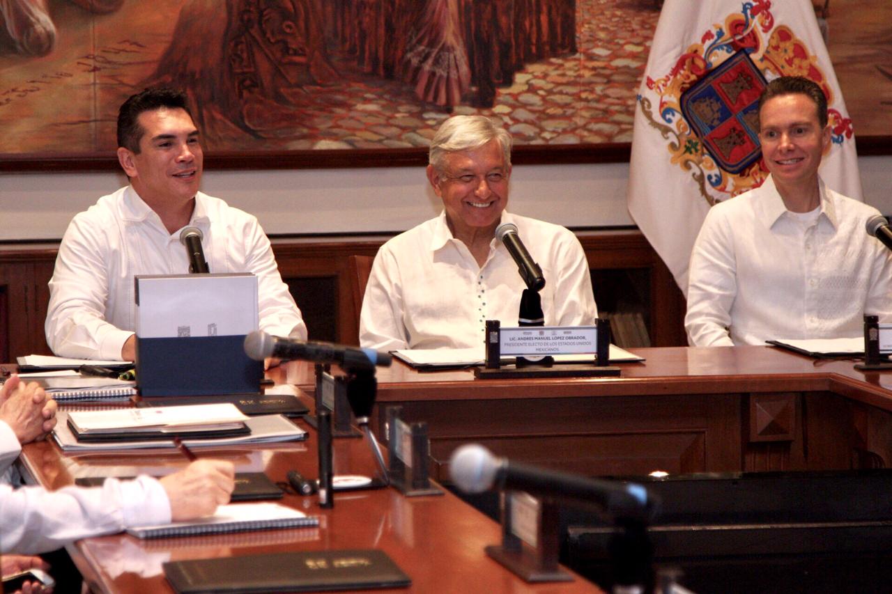 Avanzan AMLO y gobernadores en proyecto del Tren Maya
