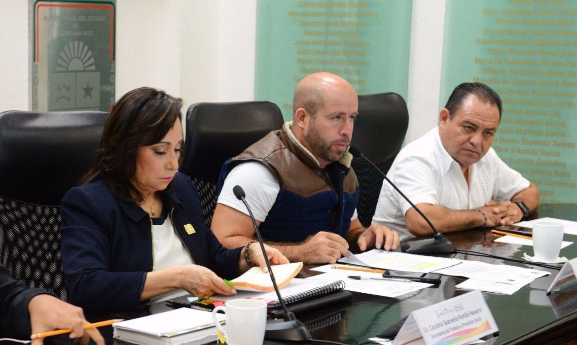 Comparece ante legisladores, secretaria del Trabajo y Previsión Social