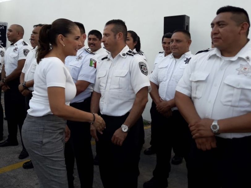 Mara dice que tienen un “cementerio de patrullas”, y no descarta nueva renta de vehículos